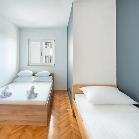 Rina With Heated Jacuzzi * 스플리트