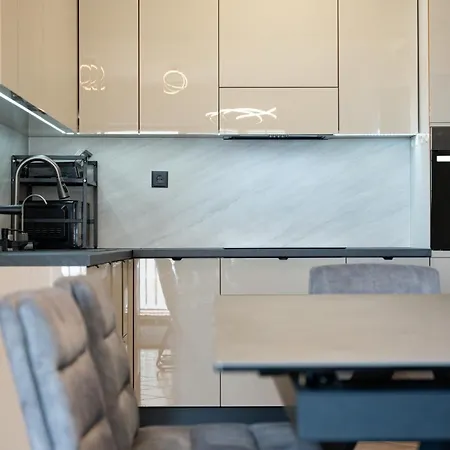 Apartment Rina With Heated Jacuzzi Split